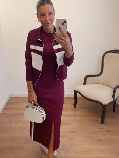 Foto Conjunto Vestido Midi com Fenda + Bomber em Moletinho – Look Moderno e Confortável