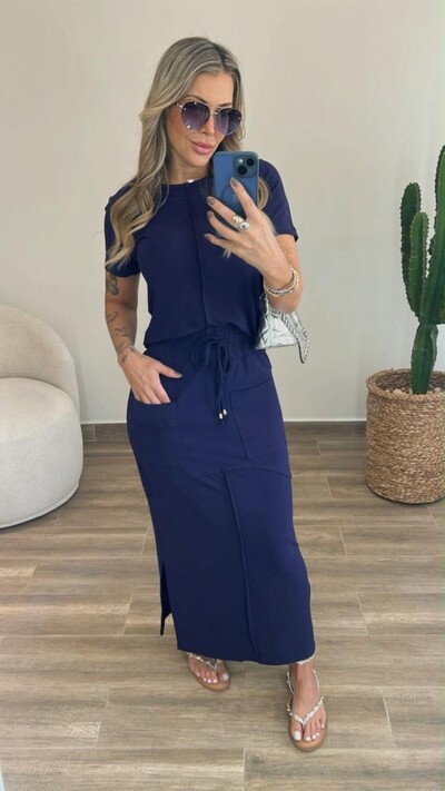 Foto Conjunto Adriana Feminino em Moletinho com Saia Midi e Fendas