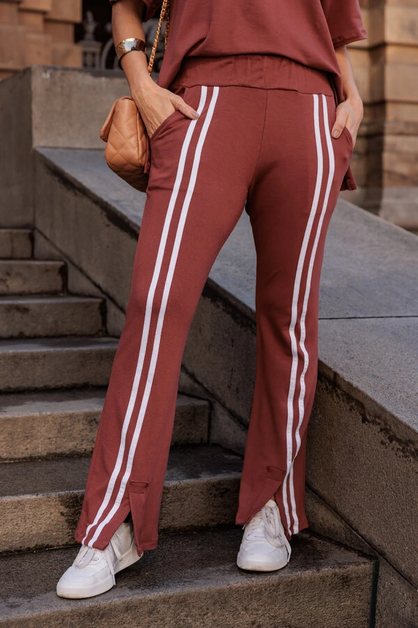 Conjunto Maya em Moletinho com Capuz e Calça Flare Sport | Conforto e Elegância
