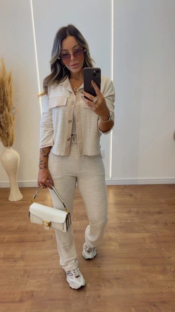 Conjunto Moletinho Aspen 2 Peças – Estilo Casual Chic e Conforto Premium