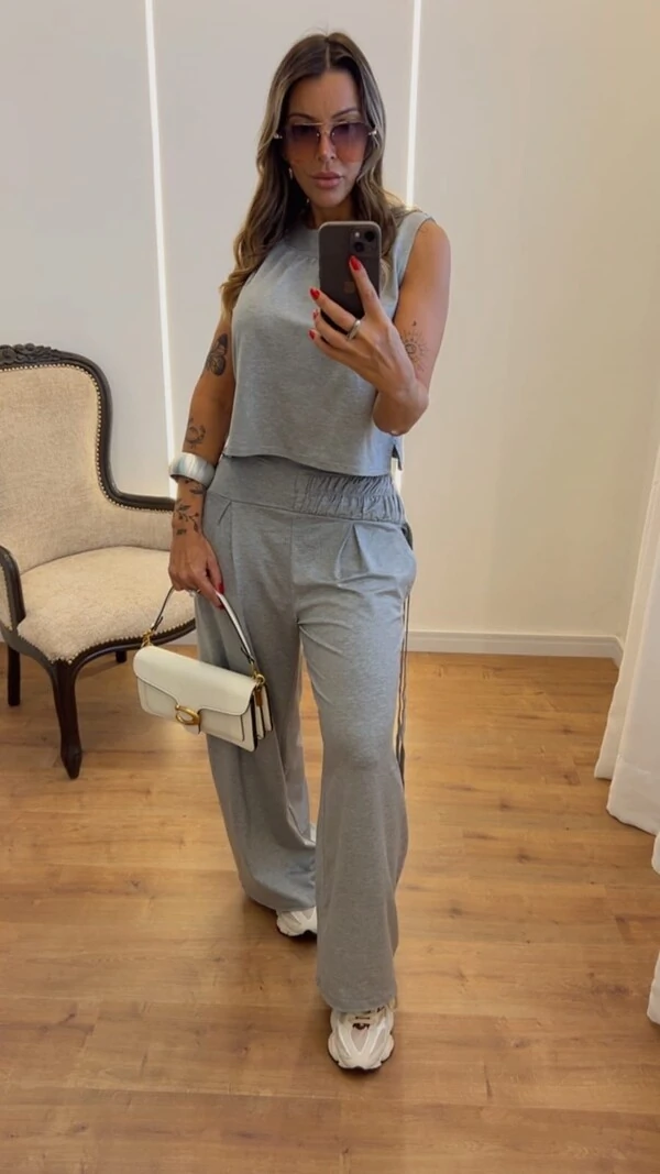 Conjunto Bia em Viscolycra – Conforto Elegante com Calça Pantalona