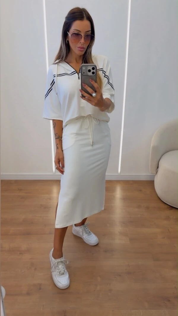 Conjunto Carmem em Moletinho com Blusa e Saia Midi