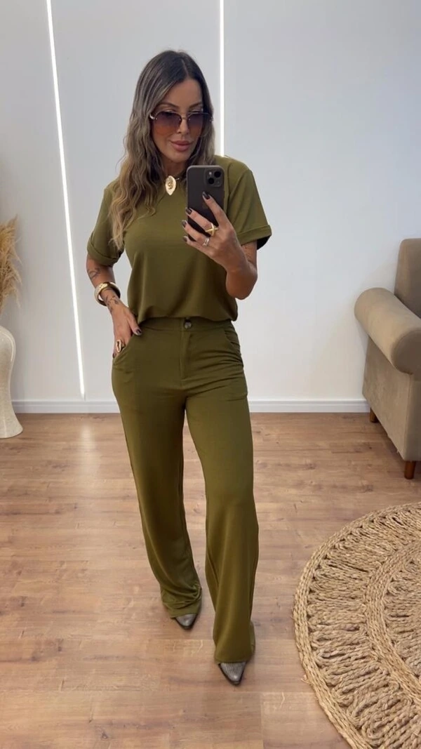 Conjunto Raquel Feminino em Moletinho – Blusa e Calça