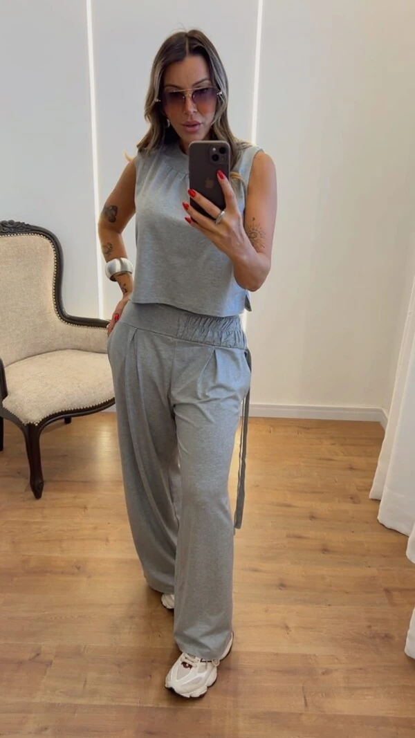 Conjunto Bia em Viscolycra – Conforto Elegante com Calça Pantalona