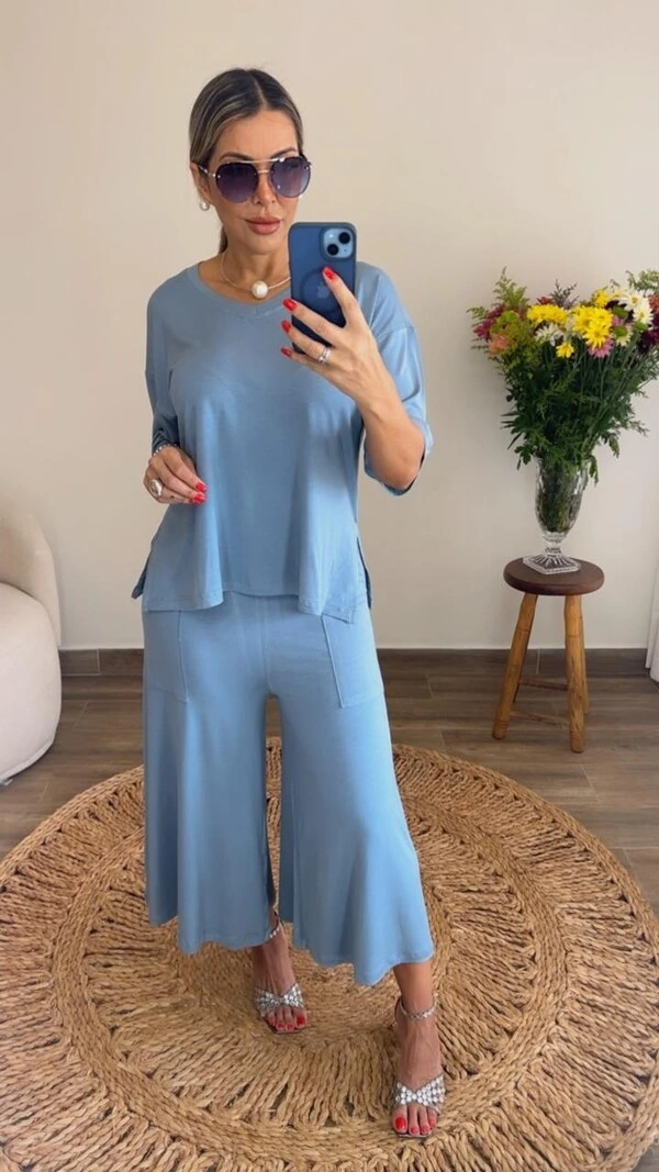 Conjunto Málaga em Viscolycra Premium Feminino – Blusa Ampla e Pantacourt