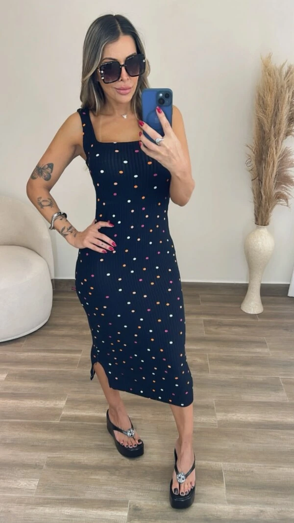 Vestido Paulina Midi Feminino em Malha Canelada Premium com Fenda Lateral