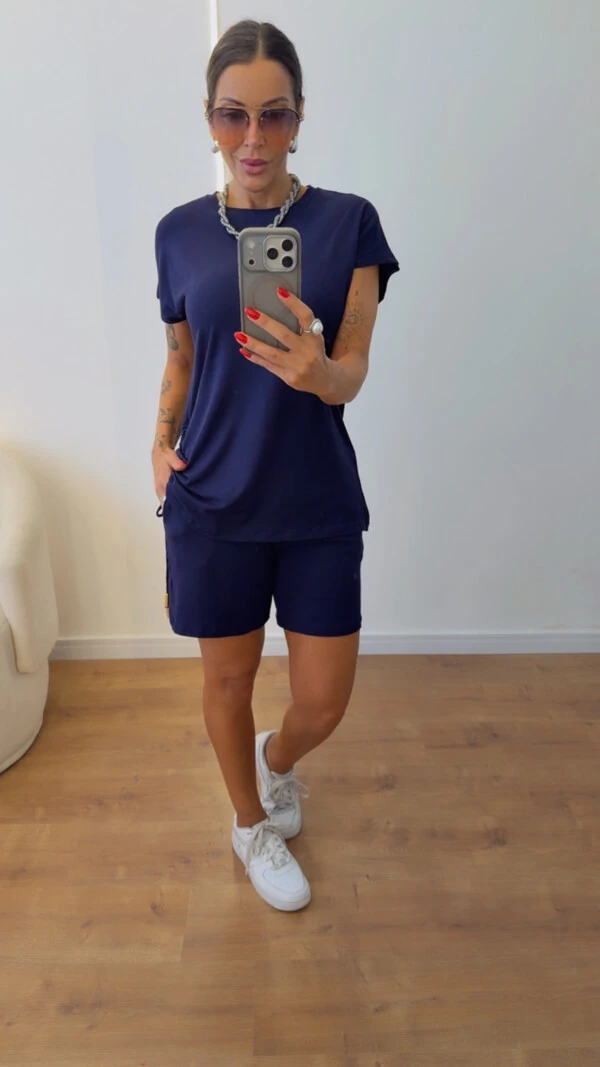 Conjunto Leticia em Viscolycra Premium com Blusa Ajustável e Shorts