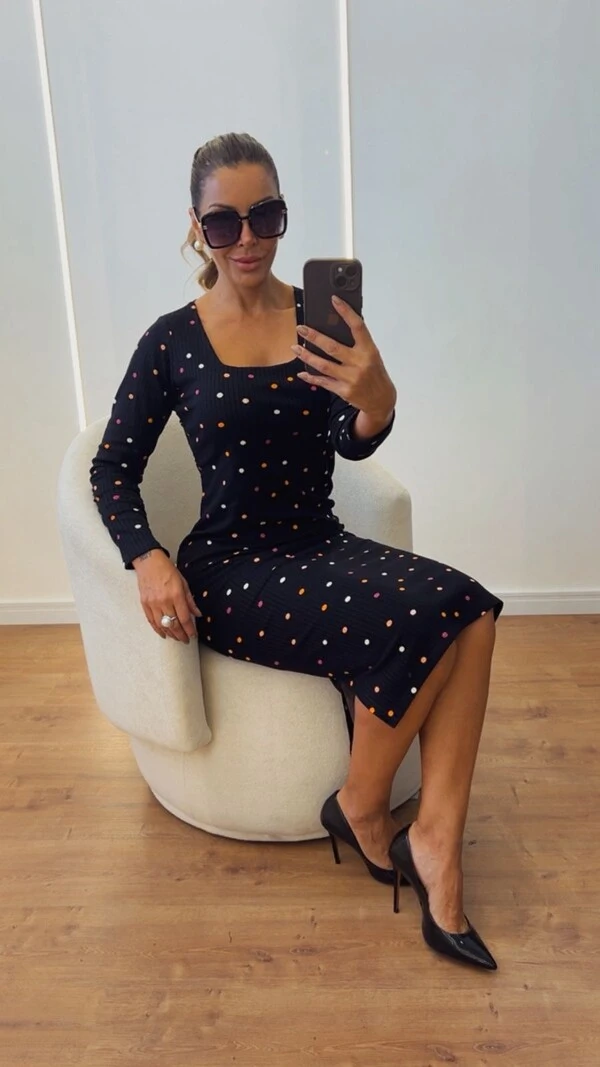 Vestido Midi Canelado Decote Quadrado Manga Longa Elegante