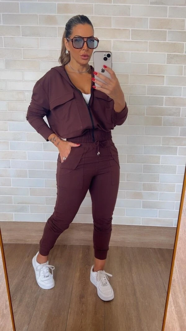 Conjunto Ana Luiza Calça e Jaqueta Bomber Moletinho