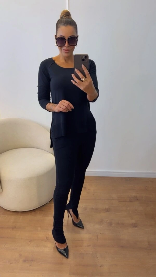 Conjunto Isa em Moletinho Feminino Confortável e Moderno