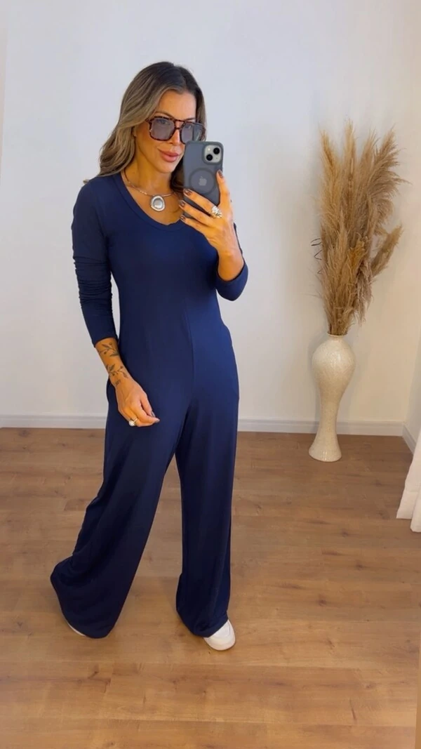 Macacão Adriane Manga Longa em Viscolicra Premium – Elegante, Confortável e Versátil