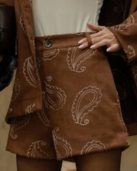 Bermuda Suede Bordado Katarina