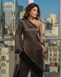 Blusa Assimétrica Isabelle