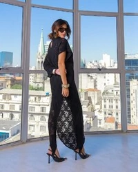 Calça Renda Pezinho Lola