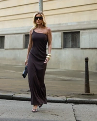 Vestido Ombro Só Norah Marrom