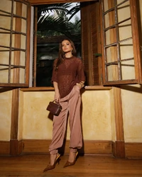 Camiseta renda naomi Marrom