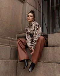 Calça Couro PU Naomi Camel