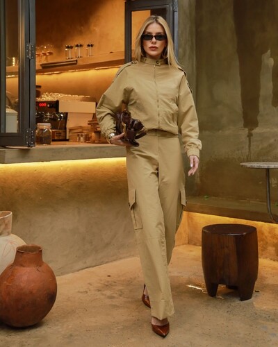 Foto Jaqueta Bomber Tecno Giovana Bege