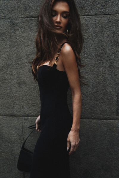 Foto Vestido Bardot Preto