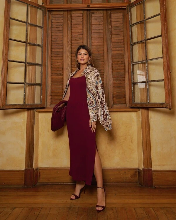 Vestido Canelado Eleonor Vinho