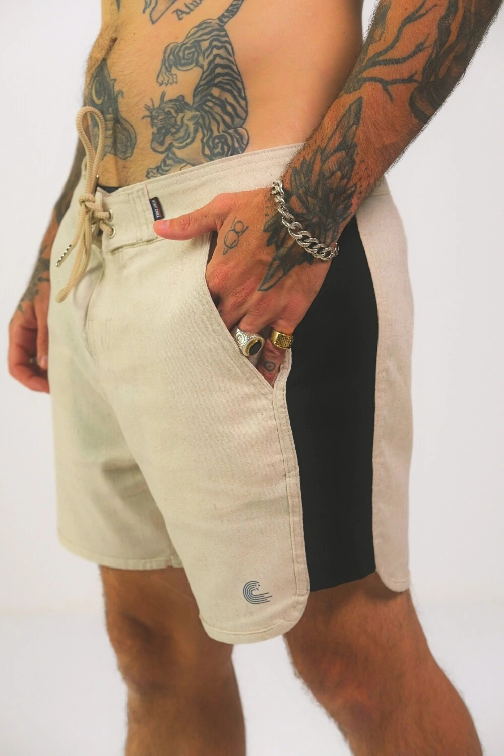 FotoBermuda Linho Retrô Chillstrong