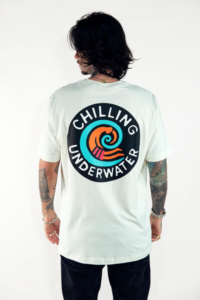 FotoT-shirt Chilling Underwater Marcello Serpa