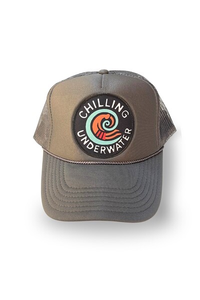 FotoBoné Trucker Chilling Underwater by Marcello Serpa