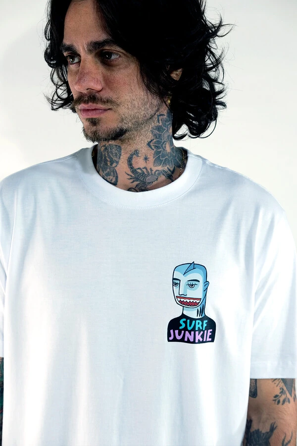 T-shirt Shark Surf Junkie Marcello Serpa