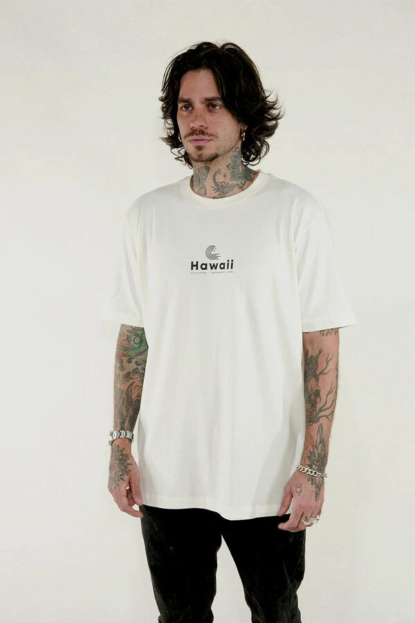 T-shirt Hawaii by Aleko Stergiou