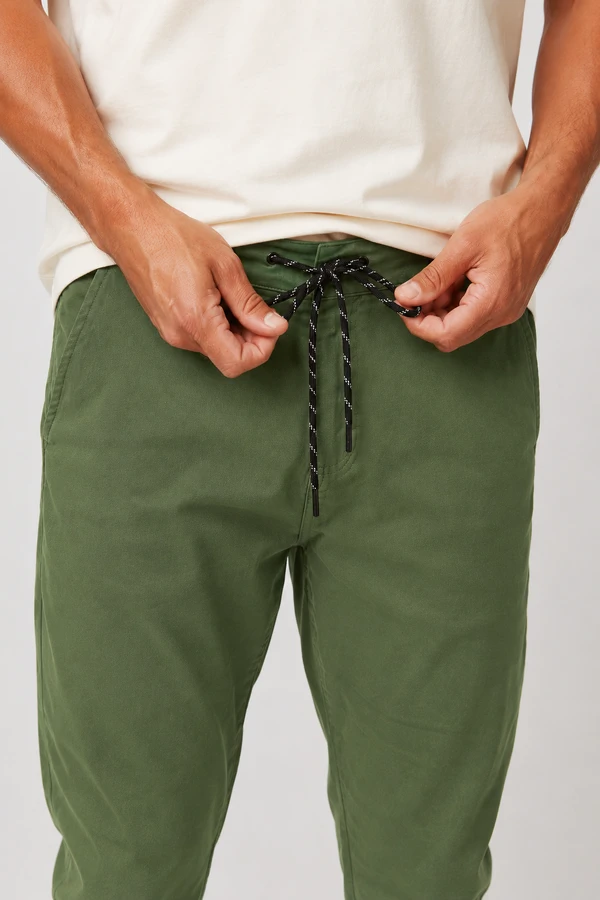 Calça Chino Oliva