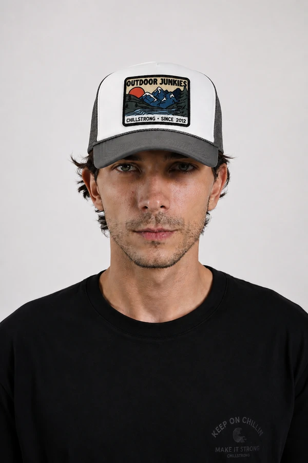 Boné Trucker Outdoor Junkies
