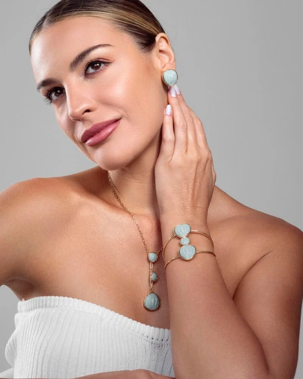 Bracelete Dourado Com Resina