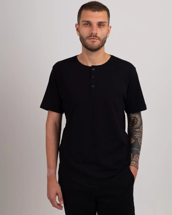 Camiseta Henley Slim