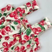 Macacão Curto Cereja