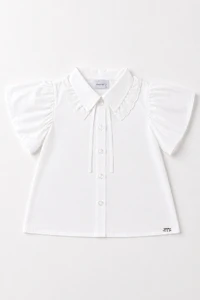 Camisa com renda e laço