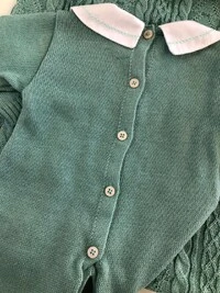 Saída Maternidade Hug em Tricô Verde Menta com Manta