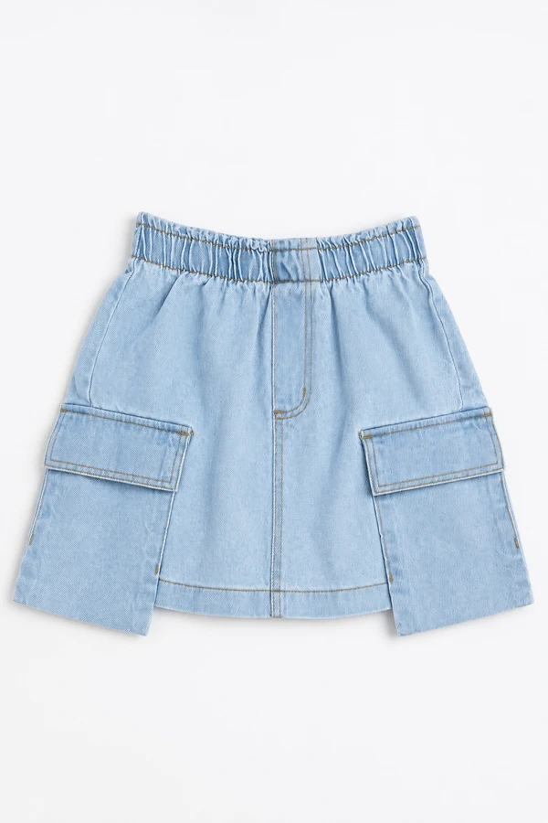 Saia jeans com bolsos cargo