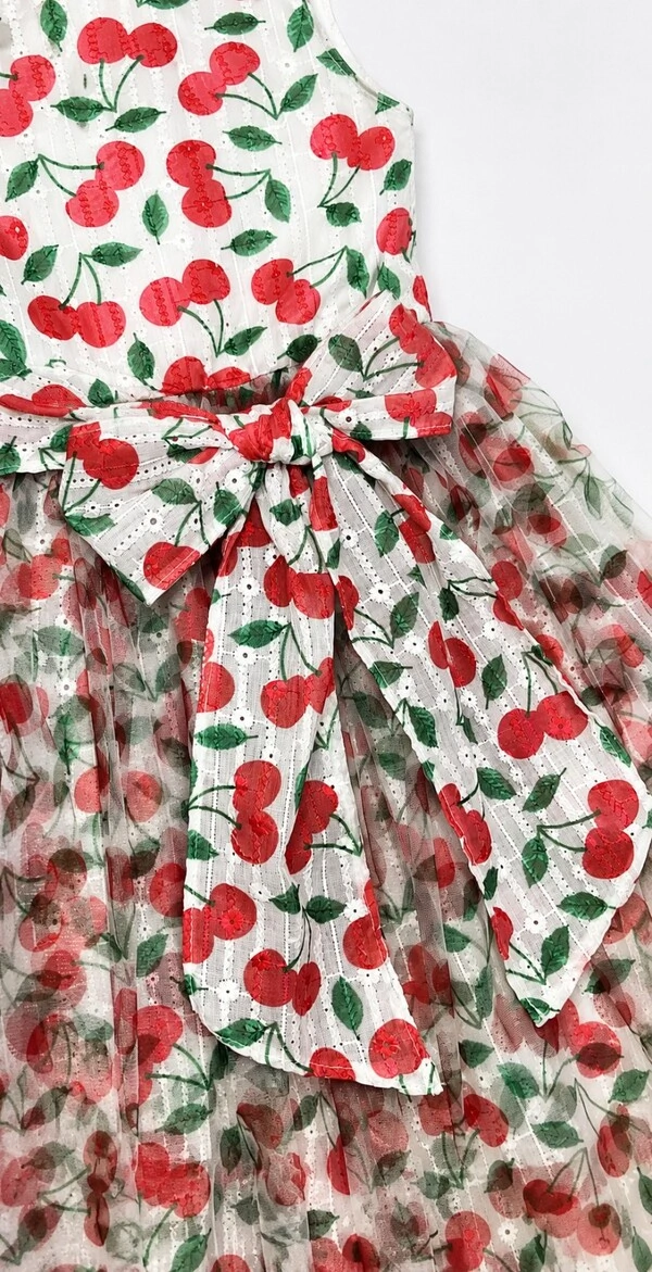 Vestido tule cerejas