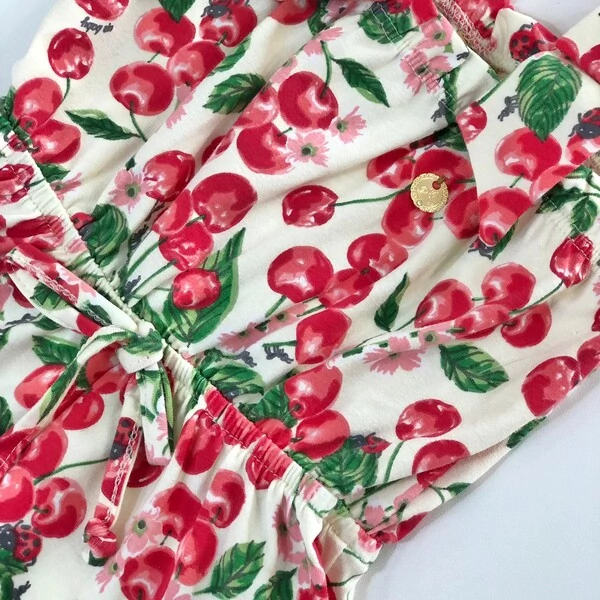 Macacão Curto Cereja