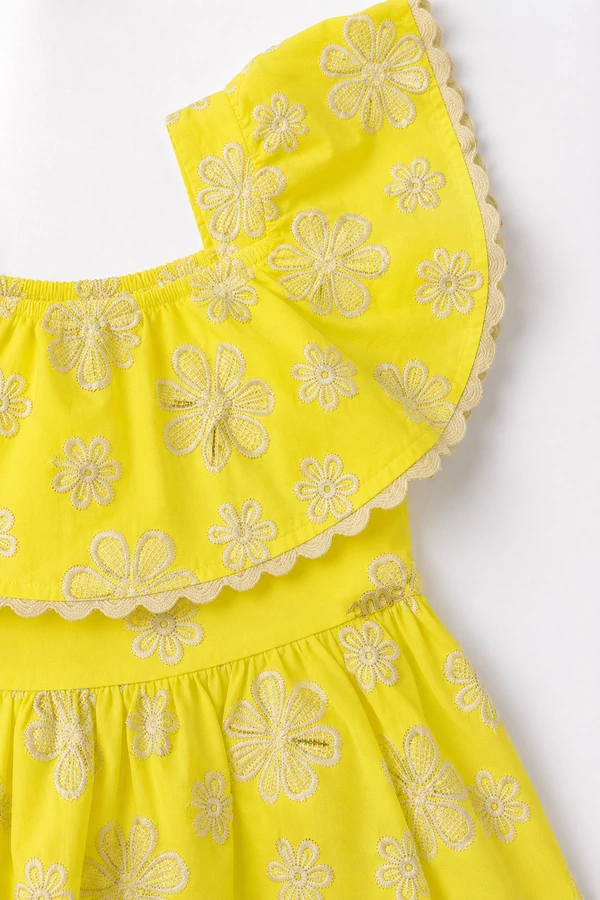 Vestido bordado