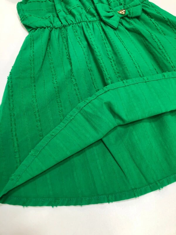 Vestido em tricoline