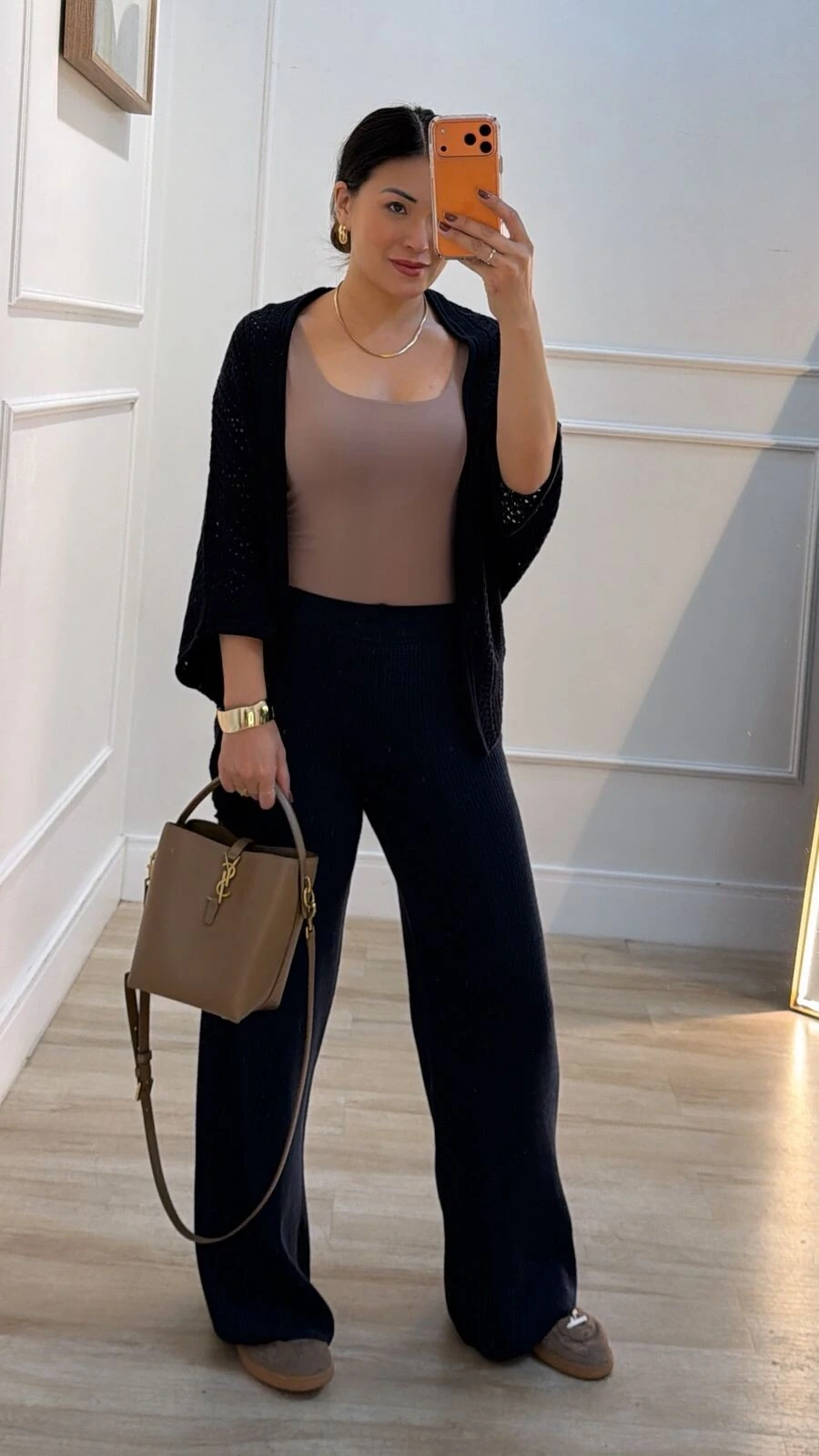 FotoPRÉ-VENDA DATA ESTIMADA DE ENVIO 06/04 Kimono Tricot Vazado Fabi Mangas 3/4