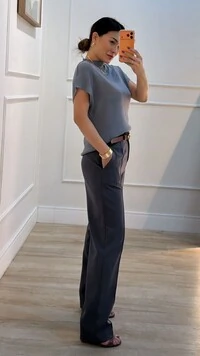 Blusa Tricot Ampla Ombros Com Nervura Eliza Gola Média