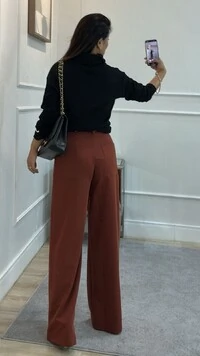 Blusa Tricot Gola Rolê Margoth Detalhes Trançados E Zigue E Zague