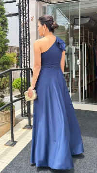 Vestido Longo Ombro Único Renata Fenda Frontal