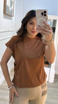 Blusa Ampla Steff Canelada Com Detalhes Texturizados