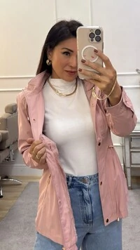 Parka Forro Peluciado Nina Bolsos Com Zíper Diagonais Dourados