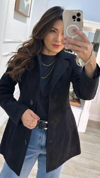 Casaco Veludo Cotelê Nubia Bolsos Com Relevo