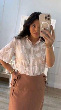 Camisa Bordada Mangas 3/4 Evasê Valéria Lástex Posterior