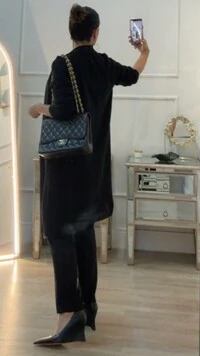 Maxi Cardigan Tricot Eliana Bolsos Quadrados Frontais